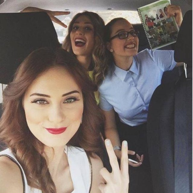 PELİN AKİL