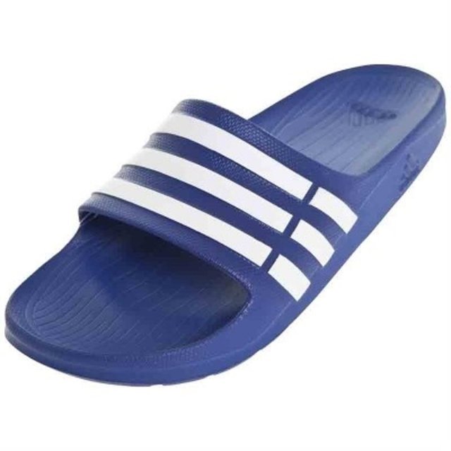 Adidas 39.95 TL.