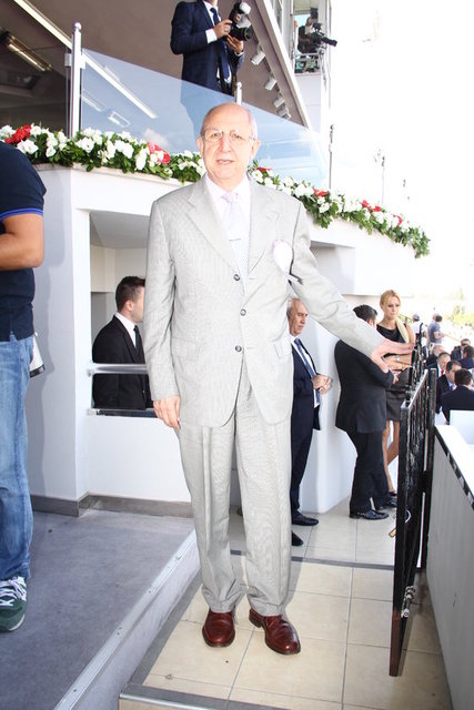 CAVİT KAVAK