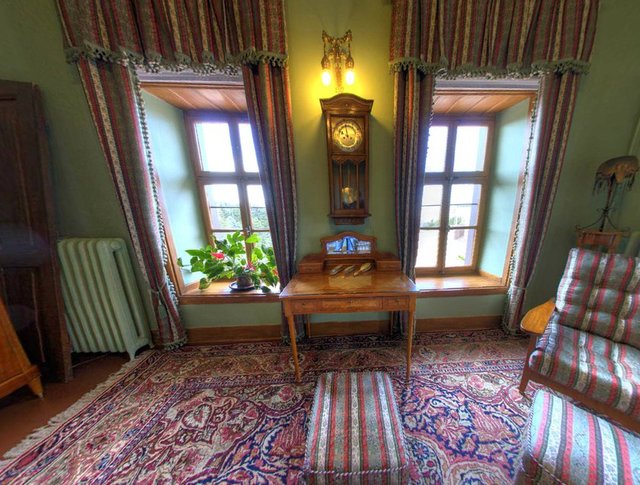 MİSAFİR YATAK ODASI