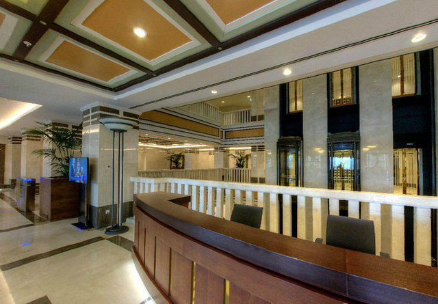 İDARİ BİNA GİRİŞ