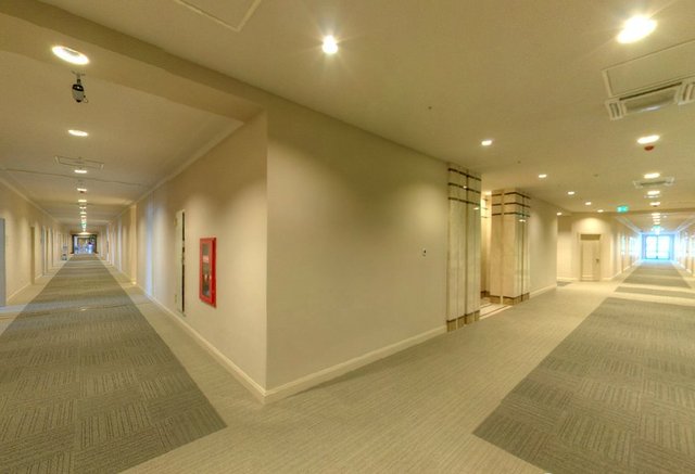 İDARİ BİNA KORİDORU