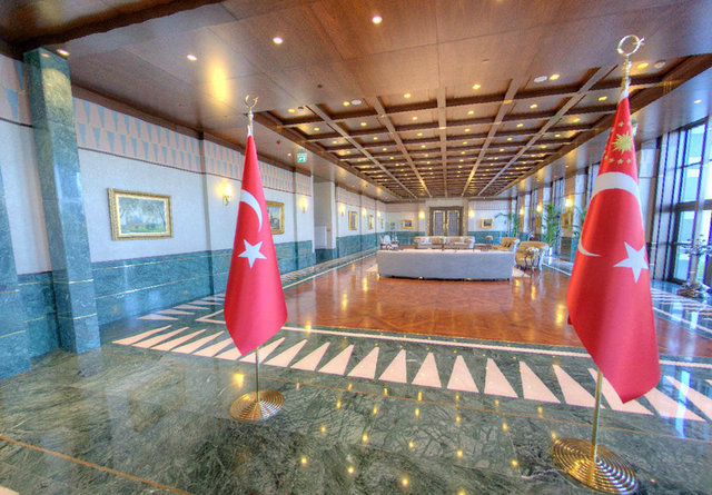 YEMEK SALONU (ARKA KISMI)