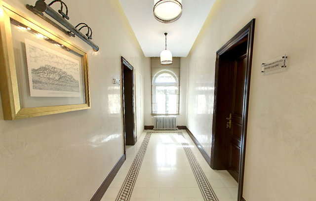 YAVER ODALARI KORİDORU