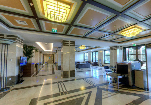 Ayrıca Hüsnühat sanatının önemli temsilcilerinden Hafız Osman, İsmail Şakir Efendi, Mahmud Celaleddin Efendi gibi meşhur hattatların eserleriyle ilgili bilgiler paylaşıldı.