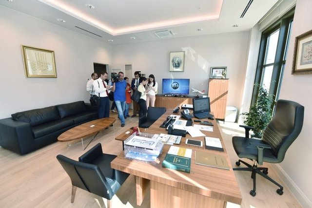 -Rekonstrüksiyon biriminde 1908'den günümüze, fiziksel ve kimyasal tahribata uğrayan 8 bin belge elden geçirildi.