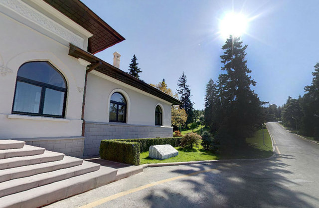 BAŞYAVERLİK GİRİŞ BİNASI