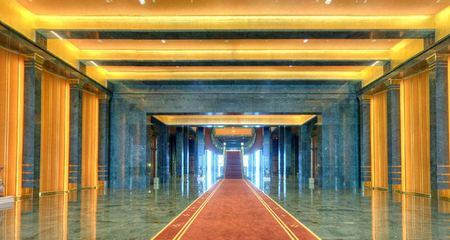 ANA BİNA MERDİVENLER