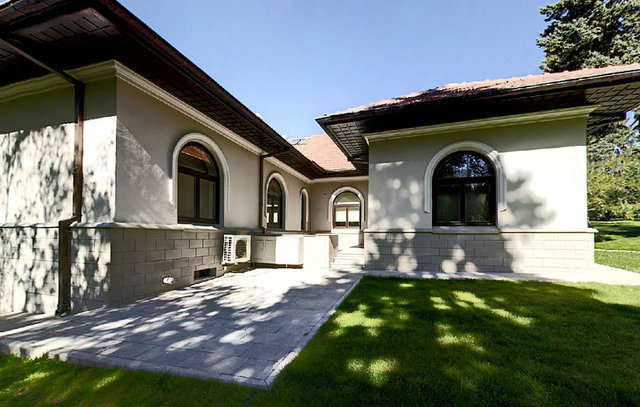 BAŞYAVERLİK YAN BAHÇE