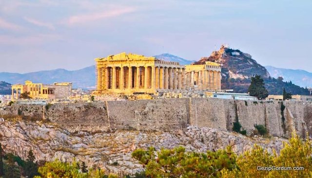 Kredi kartları herhangi bir sınırlama olmadan kullanılabiliyor.