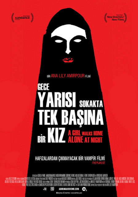 3-Gece Yarısı Sokakta Tek Başına Bir Kız (A Girl Walks Home Alone at Night) (2014): Birçok şablondan beslenen, "Karanlık Bastığında"nın Farsça kardeşi, bir füzyon harikası! Siyah-beyaz çekilmiş bu 'vampir spagetti westerni' için ne desek az kalır.