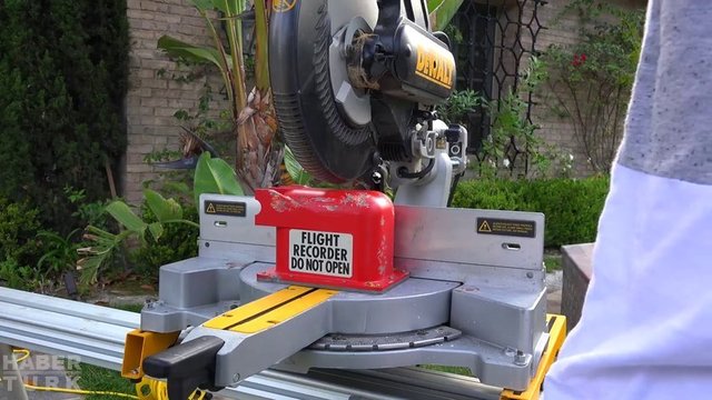 1800 derecelik bir ısıya dayanabilecek şekilde imal ediliyorlar.