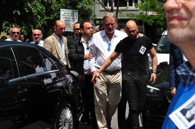 ADNAN ŞEN