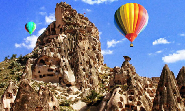 KAPADOKYA VE GÖREME MİLLİ PARKI (1985)