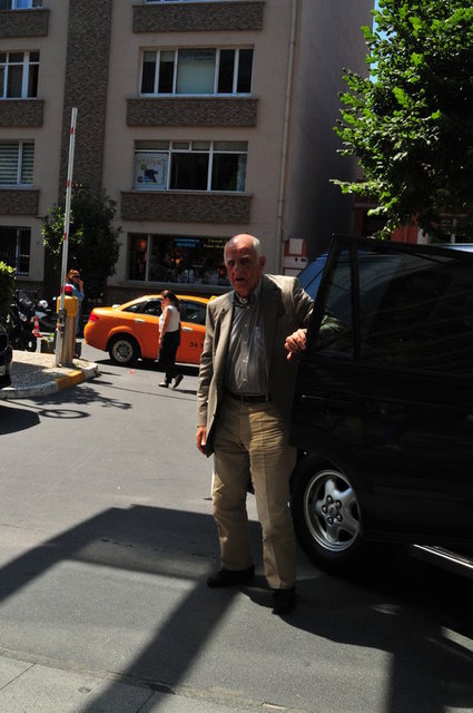 İNAN KIRAÇ 