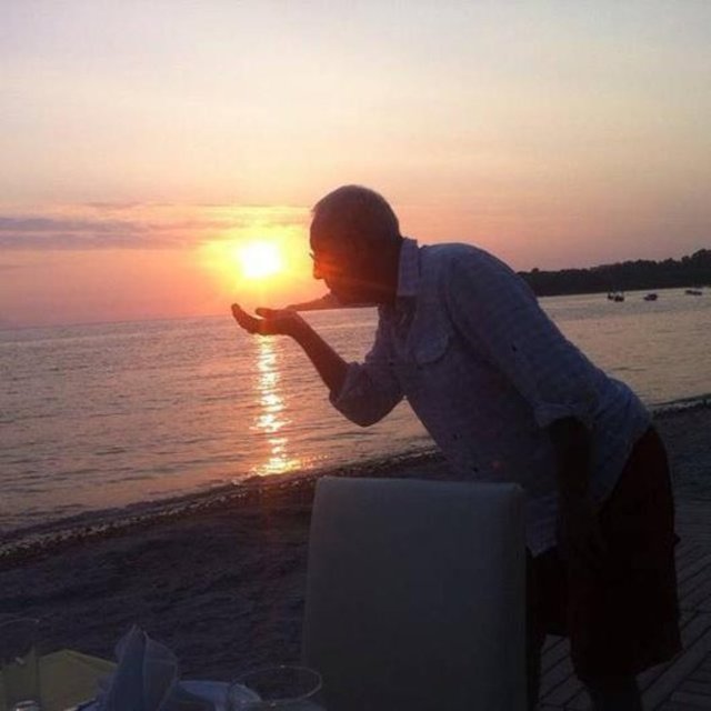 İLHAN ŞEŞEN - Güneşi içerken