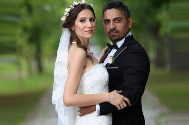 BÜLENT POLAT  - Bülent Polat ve Duygu Şenoğlu bugün nikah masasına oturuyor.Polat, düğün öncesi Instagram hesabından paylaştığı kareyi "Seni bir yaz gününe benzetmek mi, ne gezer? Çok daha güzelsin sen, çok daha cana yakın" notuyla paylaştı.  -