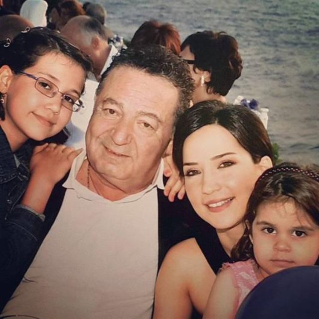 İPEK AÇAR  - Geçirdiğimiz güzel yıllara şükür...