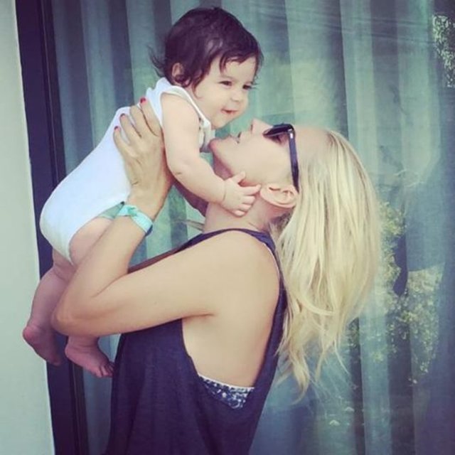 ECE ERKEN - O zaman ısırma zamanı  -