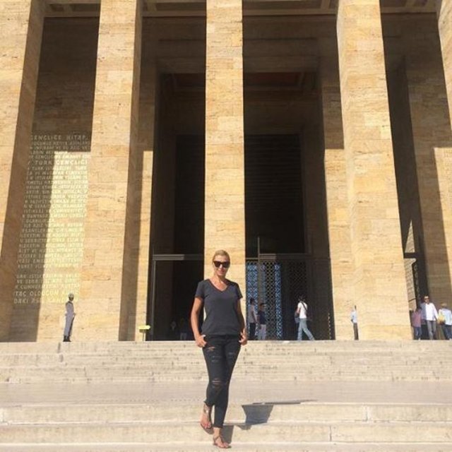 ZEYNEP MANSURr - Atam izindeyiz.