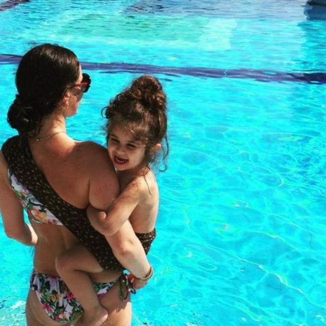 AYŞE KUCUROĞLU - Biz bi dalıp geliyoruz  -