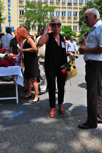 AYŞE AZİZOĞLU