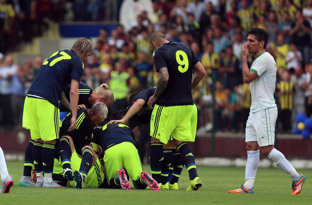 Fenerbahçe maçı 7-0 kazandı ve 3. hazırlık maçından da galibiyetle ayrıldı.  -