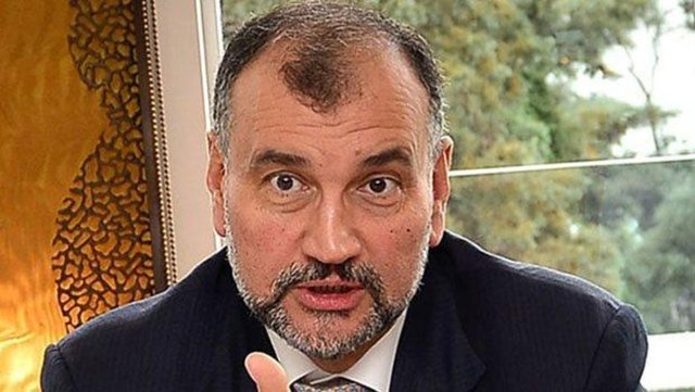2- Murat Ülker, Yıldız Holding şirketi üzerinden 2014 yılında 211.7 milyon TL bağış yaptı.