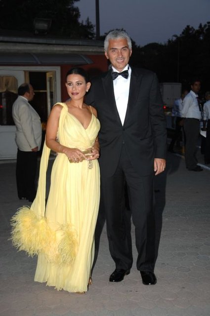 SUZAN SABANCI - HALUK DİNÇER