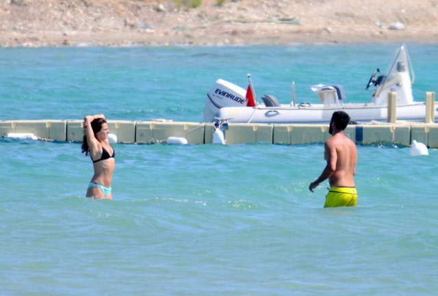 Birbirlerinden bir an olsun ayrılmayan çift aşk tazeledi.