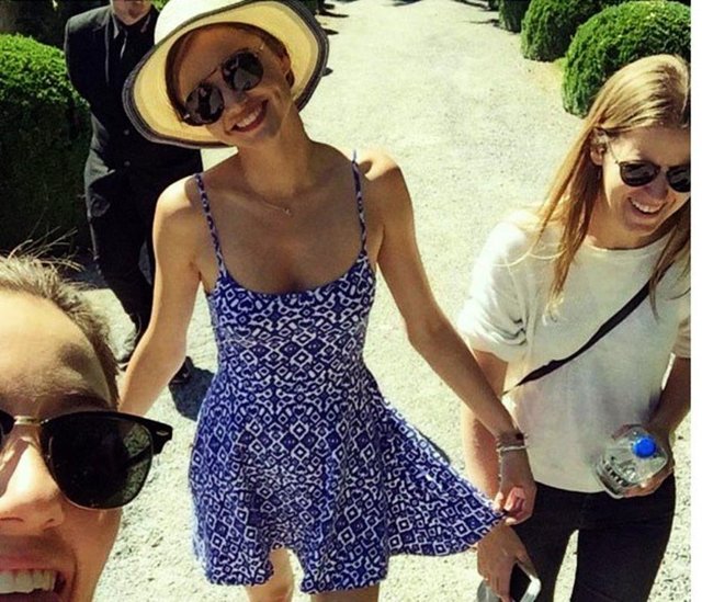 Avustralyalı top model 32 yaşındaki Miranda Kerr, ablası ve kadın arkadaşlarıyla birlikte çıktığı yat turunda Muğla'nın Datça İlçesi'nde geçtiğimiz hafta sonu mola verdiği ortaya çıktı... -