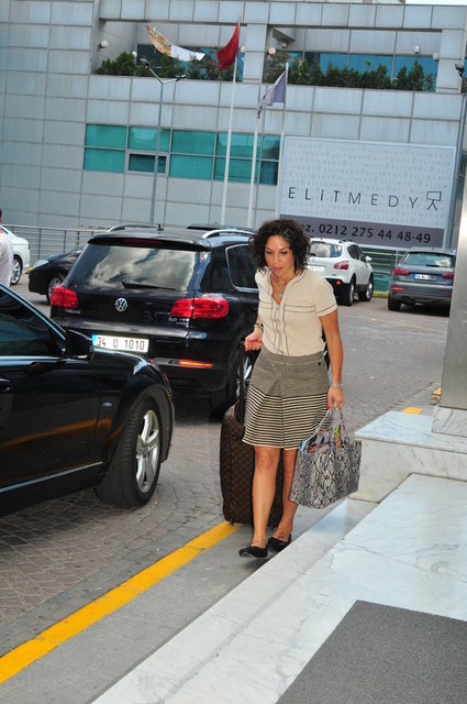 ASLI EKŞİOĞLU