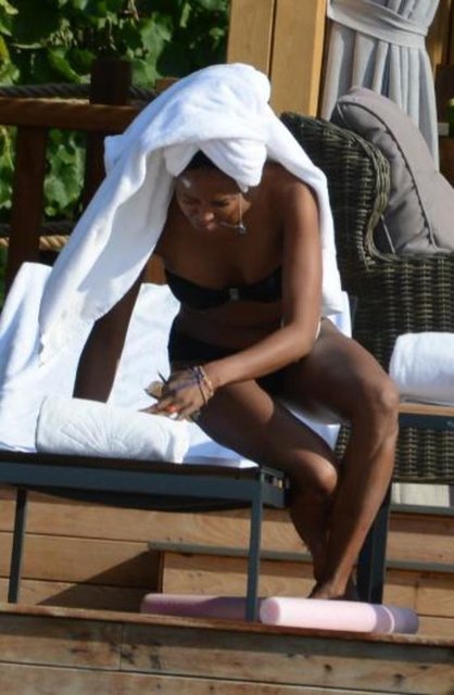 Birkaç yıl önce geldiği Bodrum'a aşık olan ve her yıl mutlaka bir kez uğrayan Naomi Campbell, bu yıl da tatil rotasını değiştirmedi.