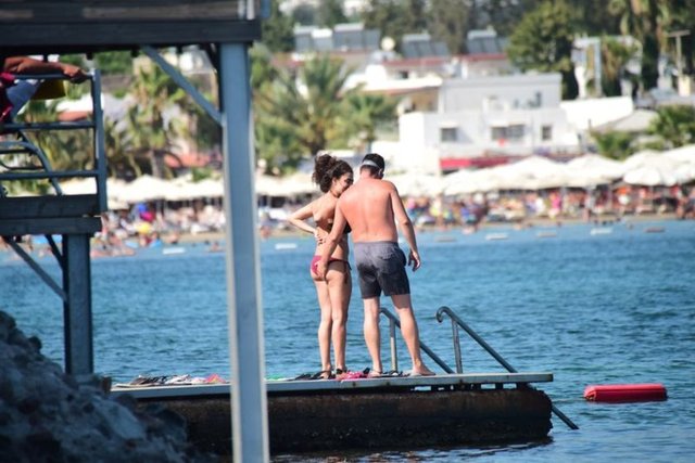 Dilan Çıtak, eski sevgilisi Levent Dörter'le geçtiğimiz ay Bodrum'a tatil yapmıştı. (Hürriyet)