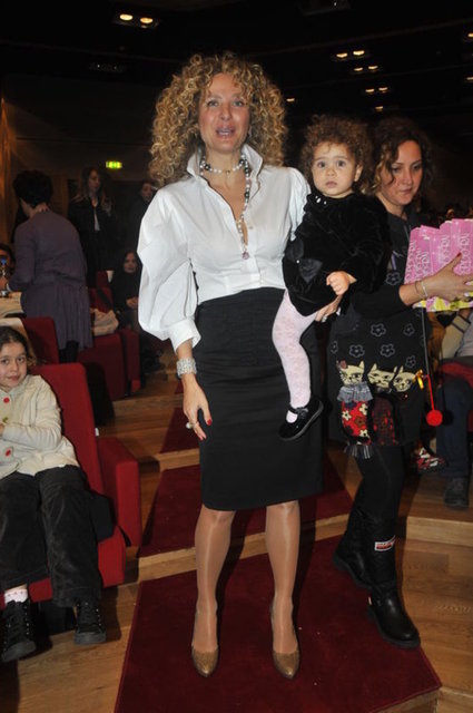 ESRA OFLAZ GÜVENKAYA 