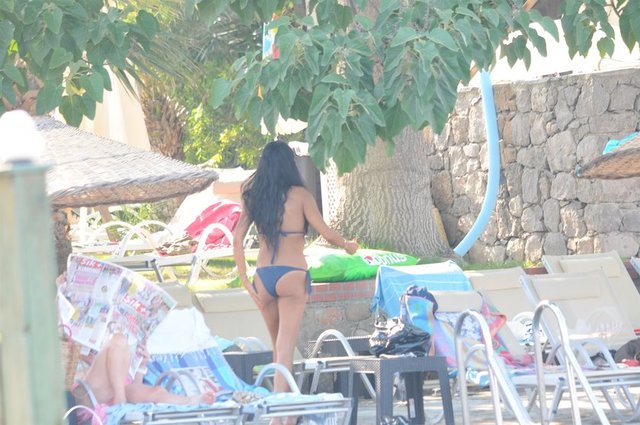AYŞE SAN