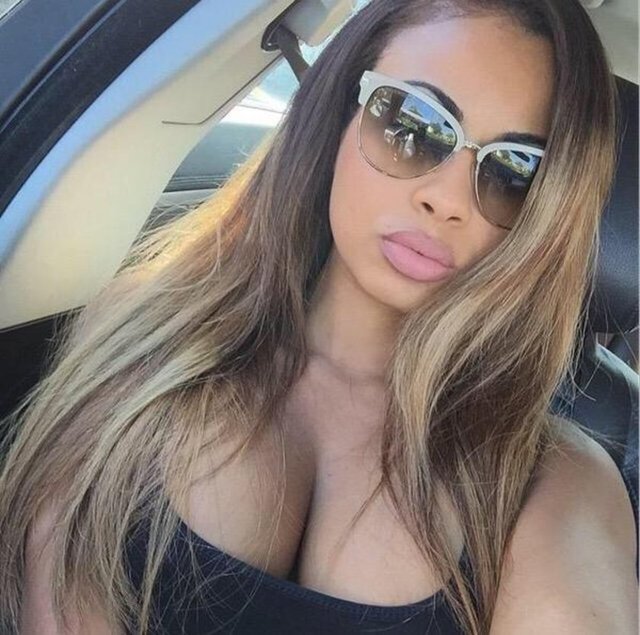 -  - Fransız futbolcunun yeni sevgilisi modellik yapıyor...