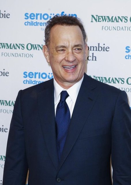 TOM HANKS