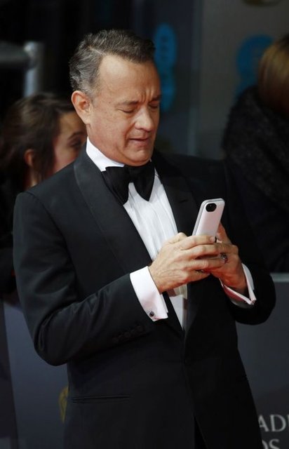 TOM HANKS