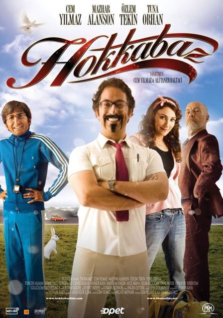 4-Hokkabaz (2008): Fakir ve bahtsız bir sihirbazın yol komedisi damarlı öyküsü, Cem Yılmaz'a çok yakışır. Mazhar Alanson'la ikinci birliktelik onun külliyatında "Her Şey Çok Güzel Olacak"tan sonra en başarılı çalışmadır.