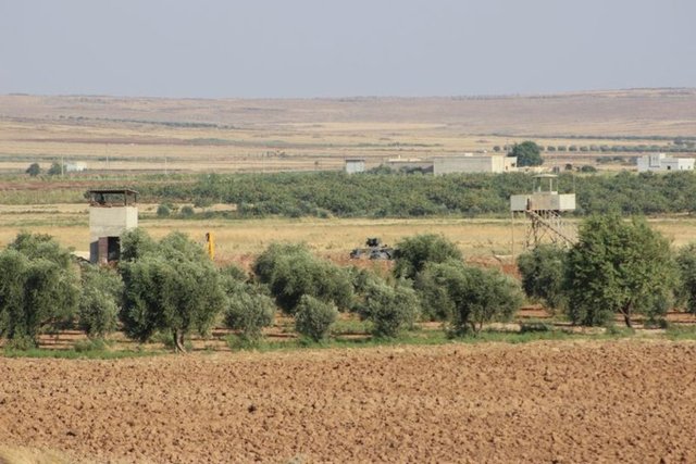 Murat GÜRGEN / GAZETE HABERTÜRK - Terör örgütü PKK'nın, güvenlik güçlerine yönelik saldırılarının ardından Doğu ve Güneydoğu Anadolu'da temmuz ayından bu yana hayata geçen 'güvenlik bölgesi' uygulaması yayılıyor.