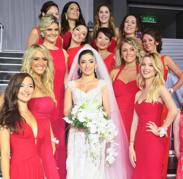 PINAR SABANCI, ELİF ÇINAR