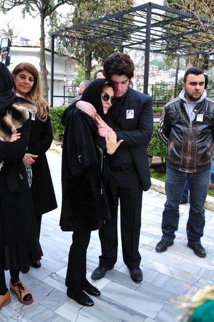 ASLAN KEMAL, FERYAL GÜLMAN