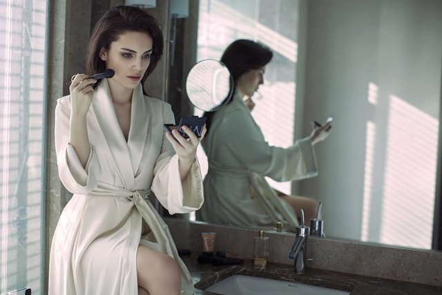 Yağmur Tanrısevsin “Mayıs Kraliçesi” için kamera karşısına geçecek