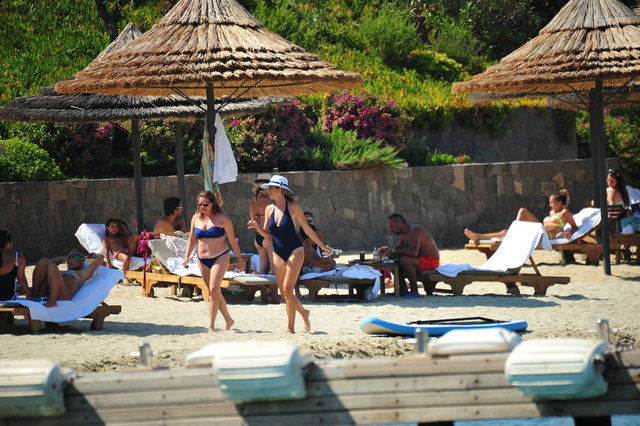 ESRA OFLAZ GÜVENKAYA