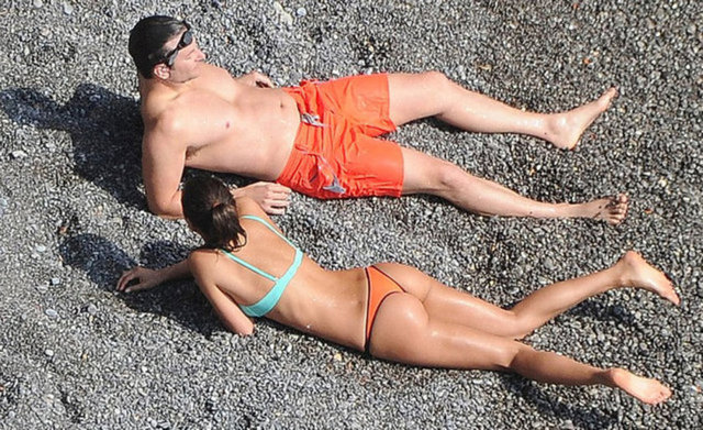 IRINA SHAYK, BRADLEY COOPER