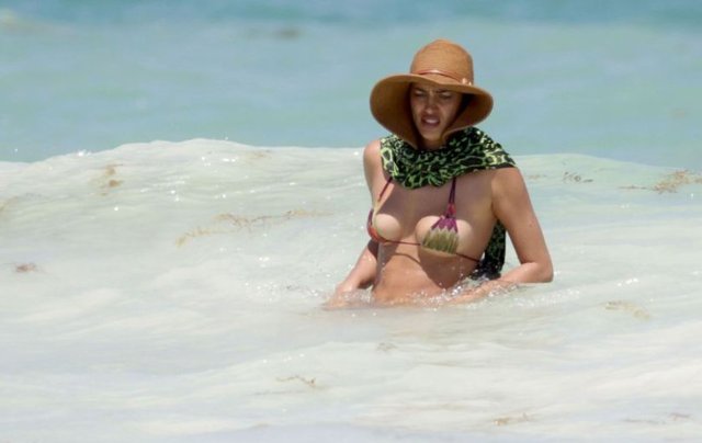 IRINA SHAYK