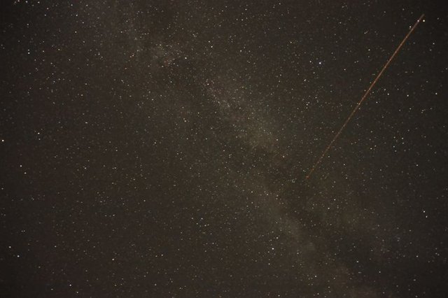 Yılda bir kez Temmuz ayı sonu Ağustos ayı başı civarında gözlemlenebilen Perseid Meteor Yağmuru, 12 Ağustos'u 13 Ağustos'a bağlayan gece, yani dün gece en yoğun şekilde görüldü.