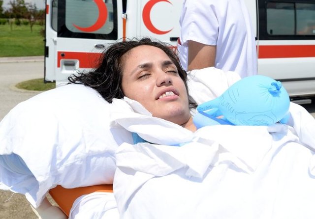 Kaya, Başbakan Ahmet Davutoğlu'nun eşi Sare Davutoğlu'nun girişimleriyle, 7 Temmuz'da Sağlık Bakanlığı'na ait hava ambulansıyla Diyarbakır'dan GATA'ya götürülüp tedavi altına alınmıştı.