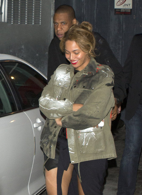 Mekan çıkışı oldukça yorgun olduğu görülen Beyonce'un son hali hayranlarını şoke etti.